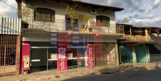 Sala comercial e Galpão no centro em frente ao UPA