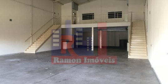 Excelente galpão comercial – Bairro Itajá